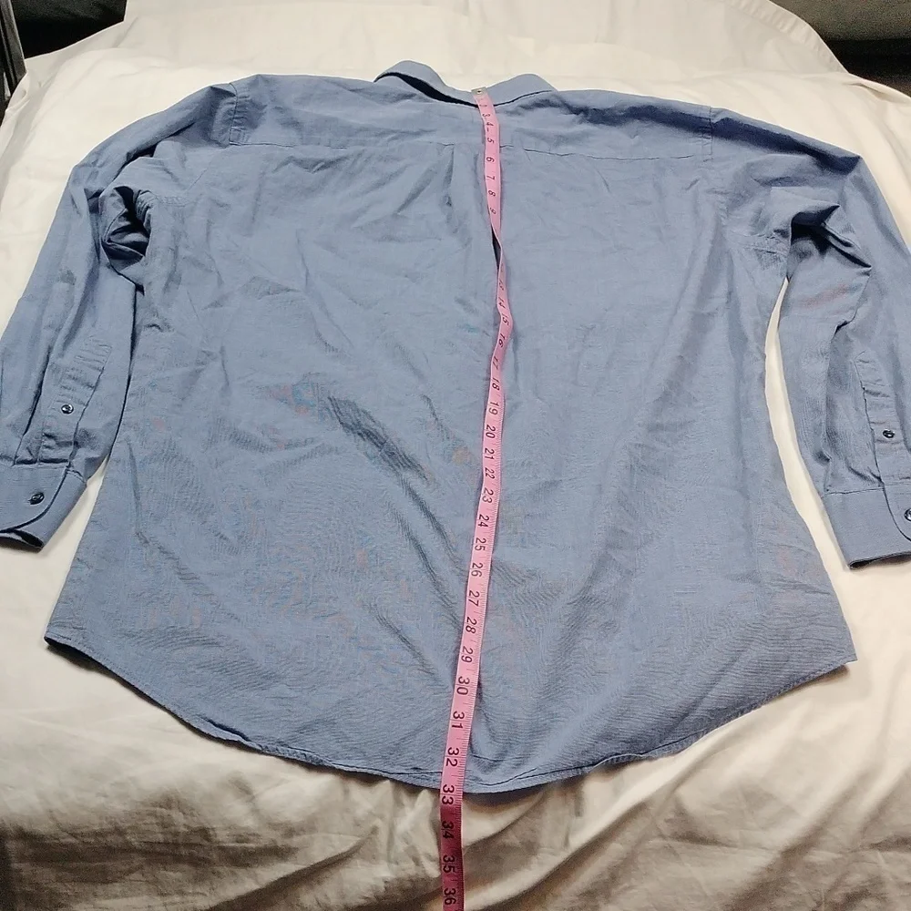 Kenneth Roberts platinum men's long sleeved button down shirt sized 17 (34/35)